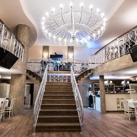 Hotel Victoria Панагюриште Екстер'єр фото