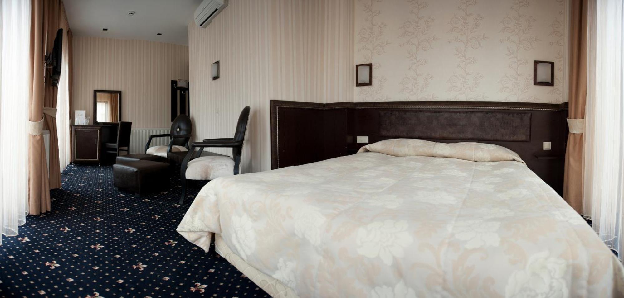 Hotel Victoria Панагюриште Екстер'єр фото